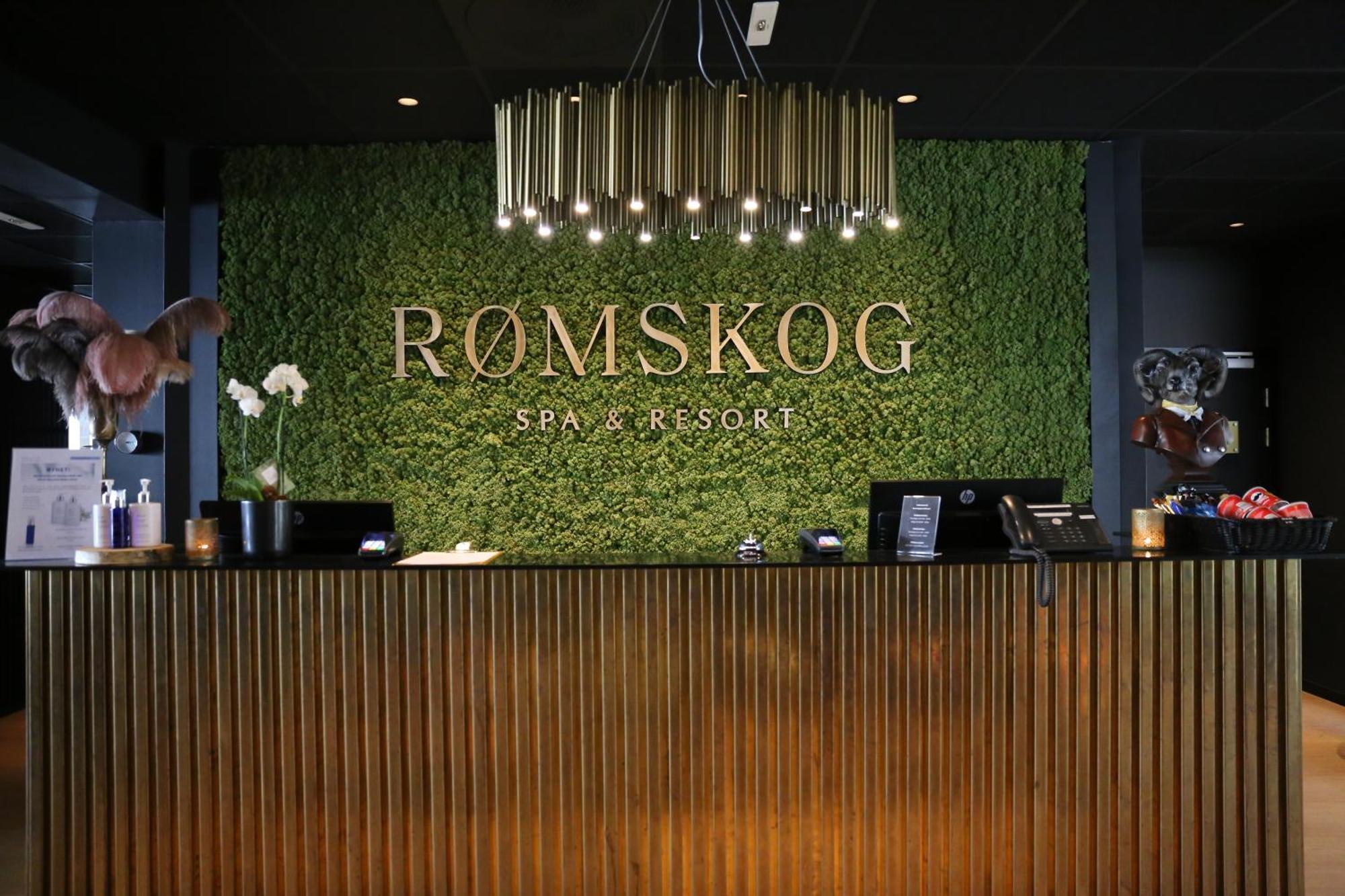 Romskog & - Unike Hotel 4*