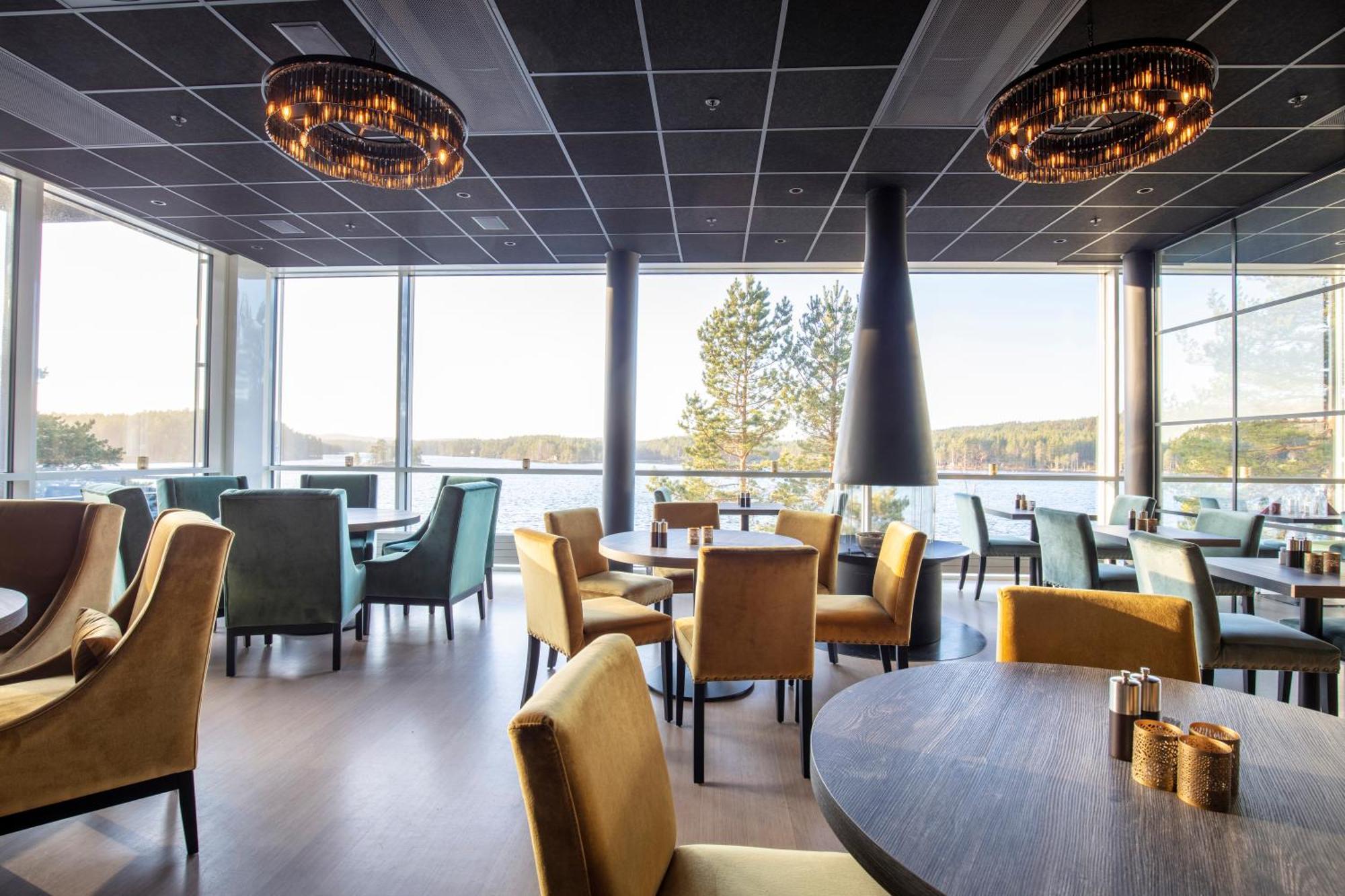 Romskog & - Unike 4*